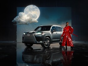 Lexus – Clemens Ascher