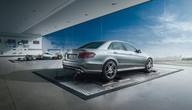 MERCEDES-MOTORSPORT - F1 - E-CLASS